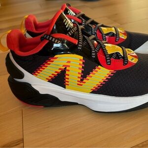 New Balance Two WXY V5 'Black Blast Red' size 5.5
